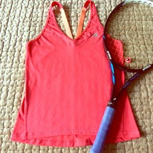 Adidas sports top